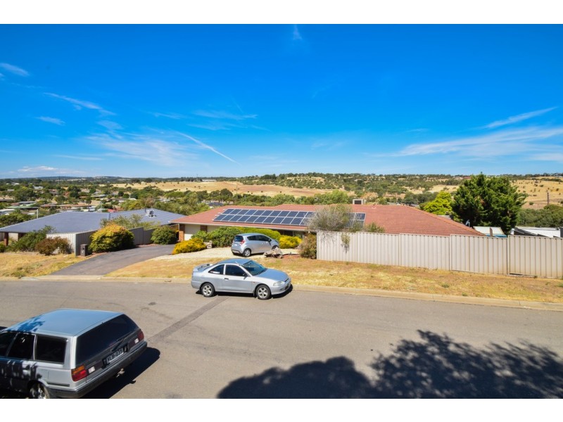 15a and 15b Featherstone Drive, Huntfield Heights SA 5163