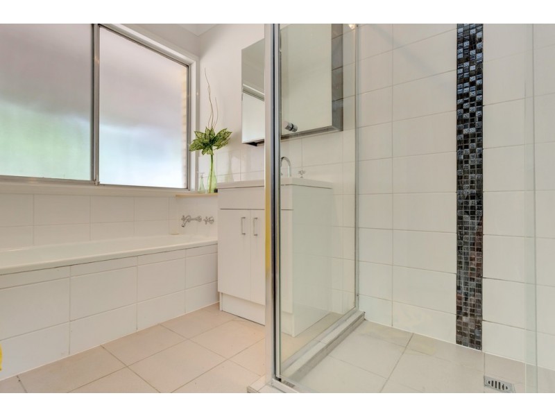 16 Parklands Crescent, Reynella SA 5161