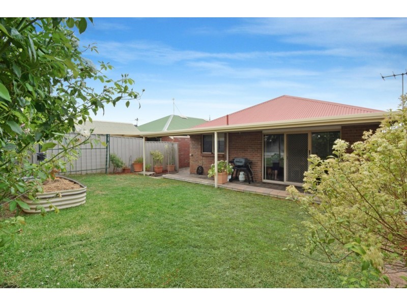 11 Mildara Close, Woodcroft SA 5162
