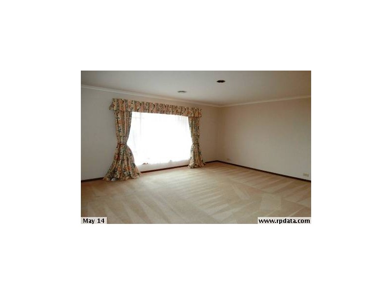 15 DRUMBORG COURT, Woodcroft SA 5162