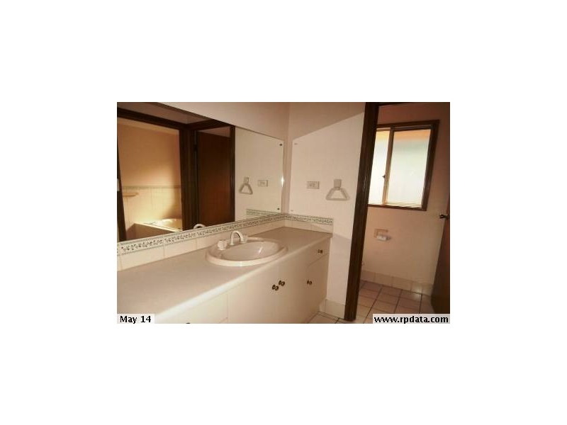 15 DRUMBORG COURT, Woodcroft SA 5162