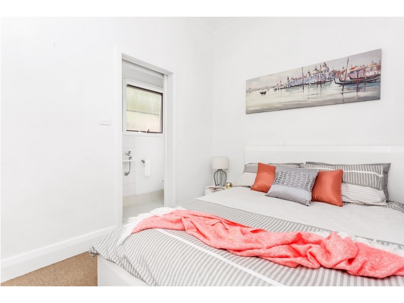 85 Black Road, Flagstaff Hill SA 5159