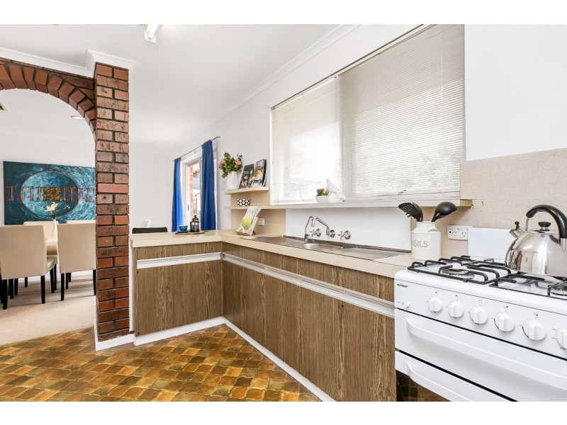 85 Black Road, Flagstaff Hill SA 5159