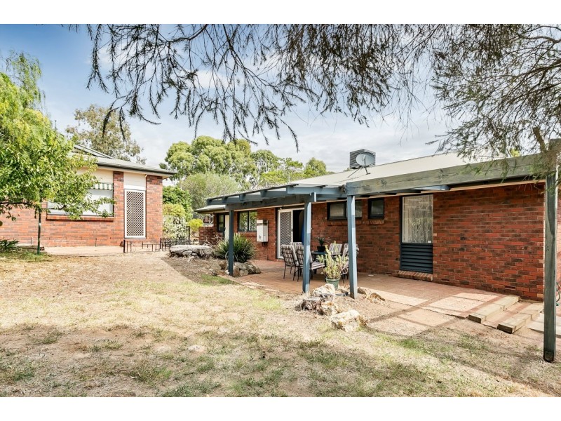 85 Black Road, Flagstaff Hill SA 5159