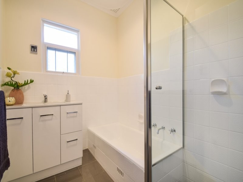 18 Laurence Street, South Plympton SA 5038