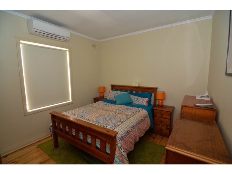 10 Danvers Grove, Woodville Gardens SA 5012