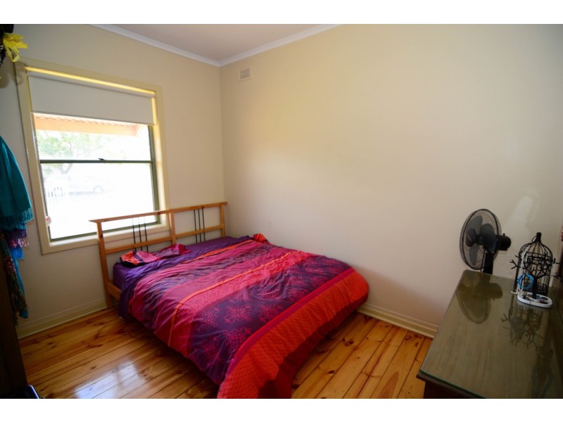 10 Danvers Grove, Woodville Gardens SA 5012