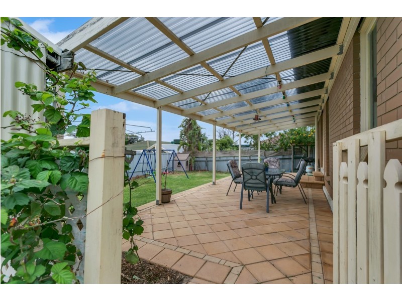 11 Ormiston Road, Morphett Vale SA 5162