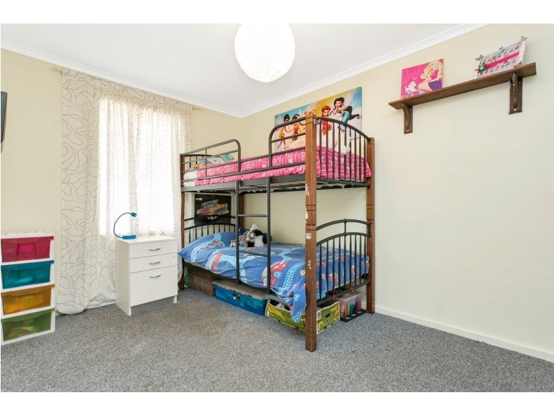 11 Ormiston Road, Morphett Vale SA 5162