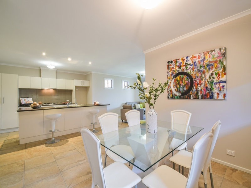 13 Keirana Avenue, Port Noarlunga SA 5167