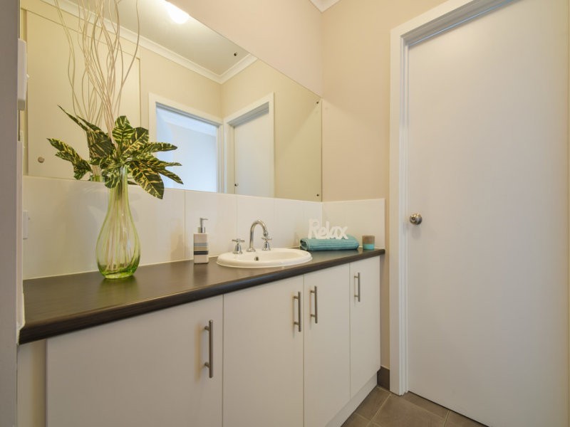 13 Keirana Avenue, Port Noarlunga SA 5167