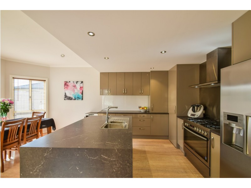 60 Davenport Terrace, Seacliff Park SA 5049