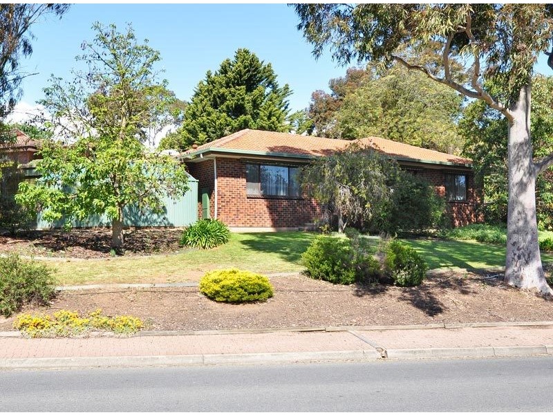 8 Braeside Avenue, Reynella East SA 5161