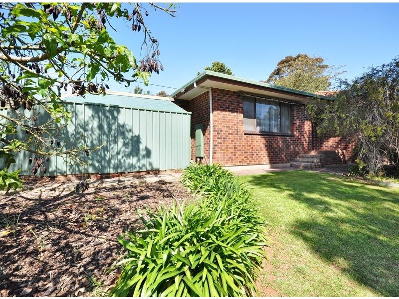 8 Braeside Avenue, Reynella East SA 5161