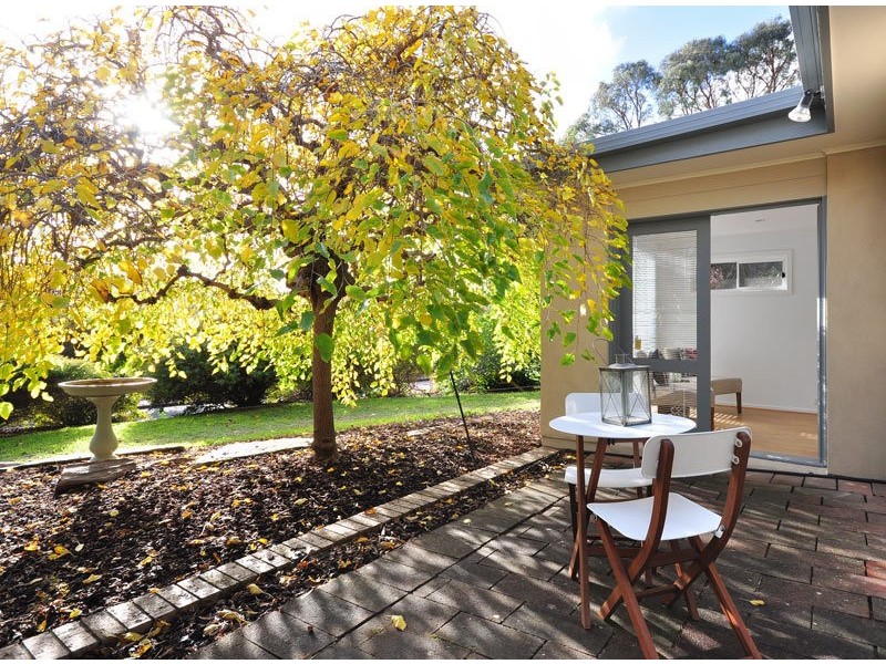 6 Meadowvale Road, Coromandel Valley SA 5051