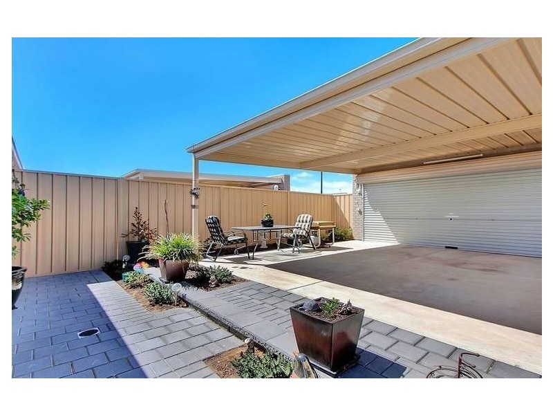 12 Nipper Street, Seaford Meadows SA 5169