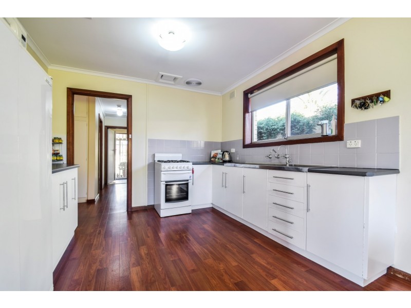 26 Saphire Road, Morphett Vale SA 5162