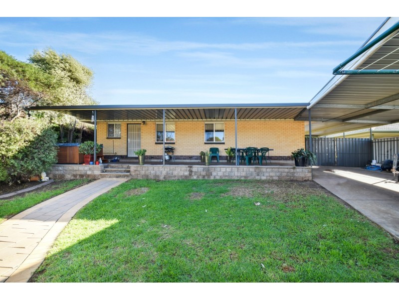 26 Saphire Road, Morphett Vale SA 5162