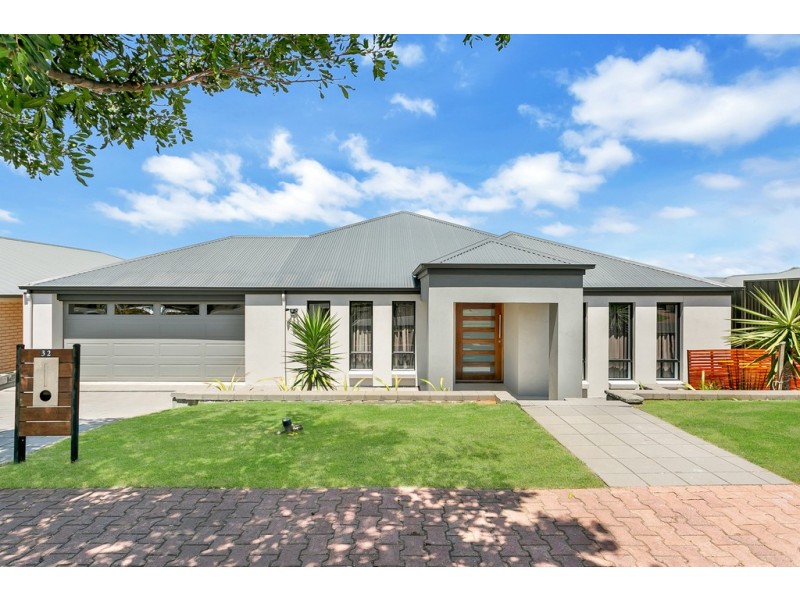 32 Bayley Circuit, Trott Park SA 5158