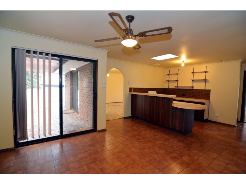 24 Nash Street, Happy Valley SA 5159