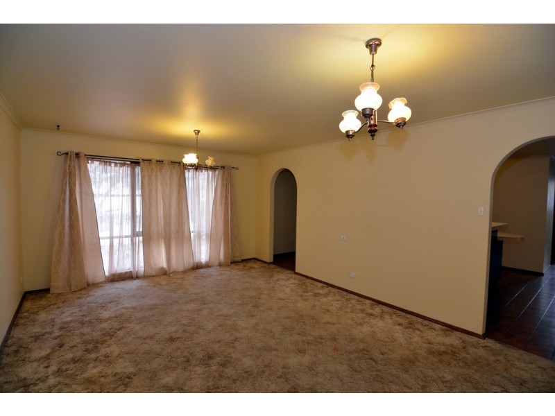 24 Nash Street, Happy Valley SA 5159