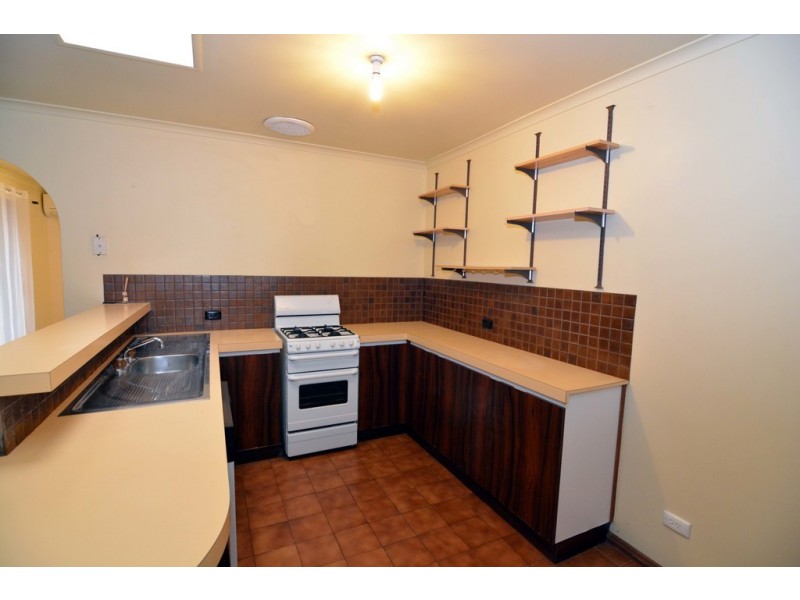 24 Nash Street, Happy Valley SA 5159