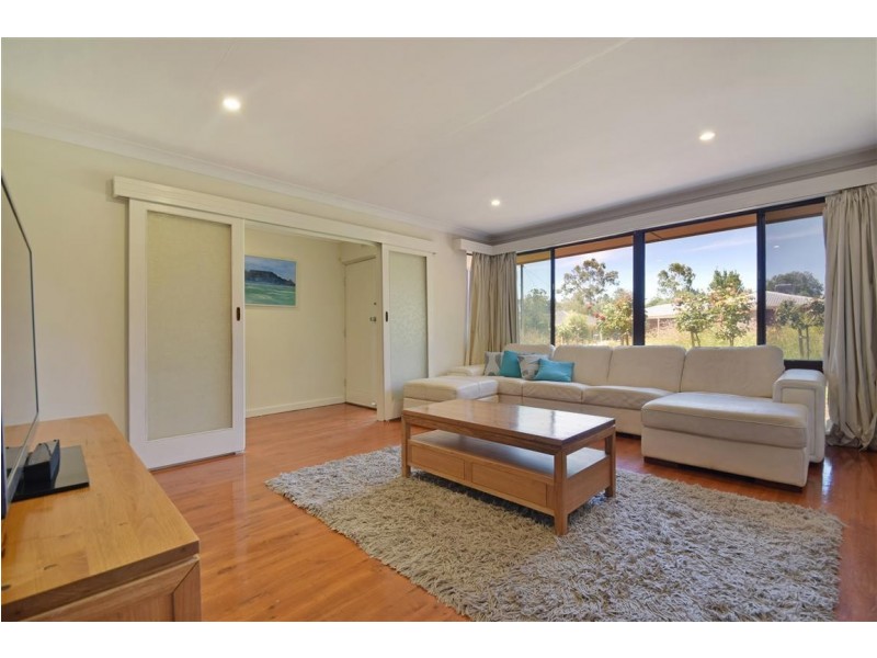 8 Kimberly Way, Happy Valley SA 5159