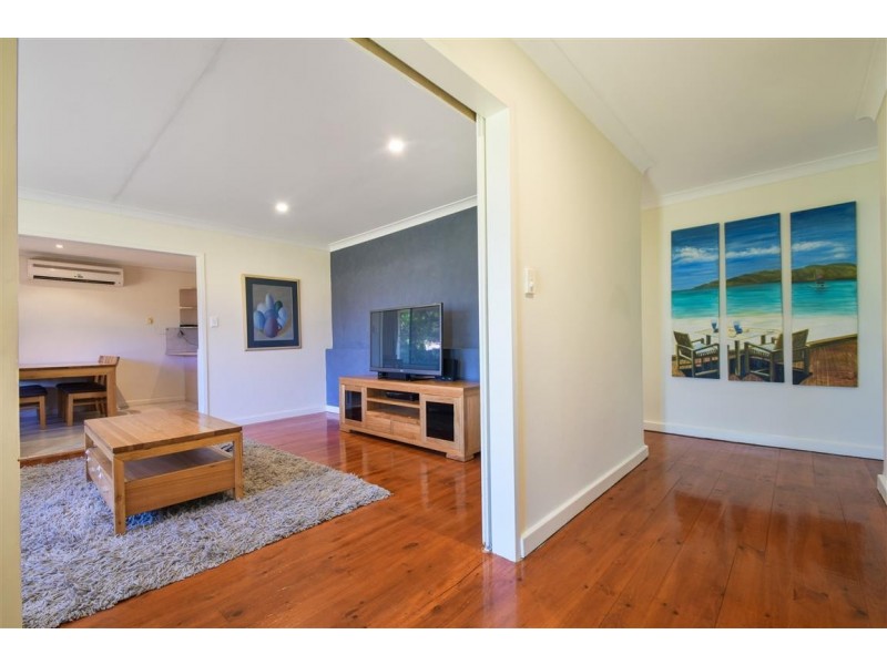 8 Kimberly Way, Happy Valley SA 5159