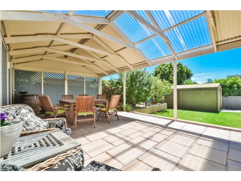 8 Kimberly Way, Happy Valley SA 5159