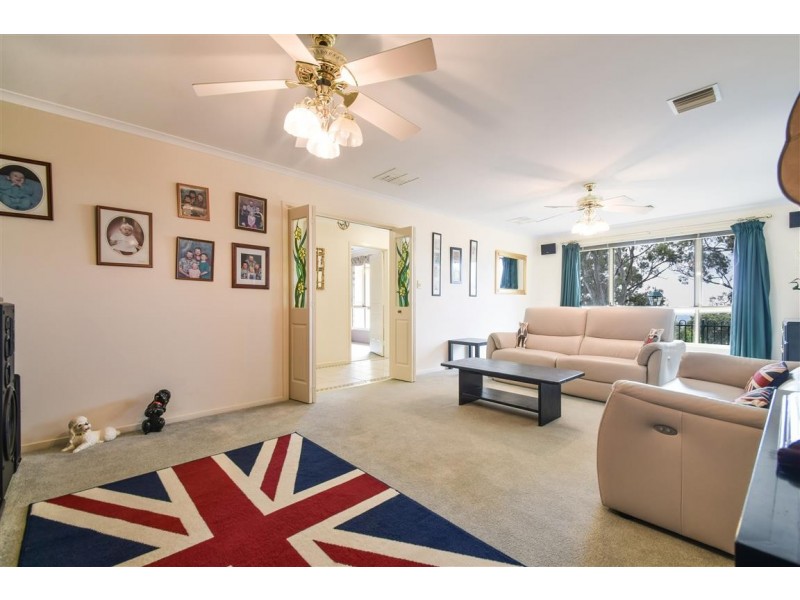 3 The Close, Chandlers Hill SA 5159