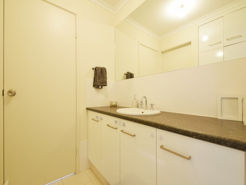 27 Jackstaff Street, Seaford Meadows SA 5169