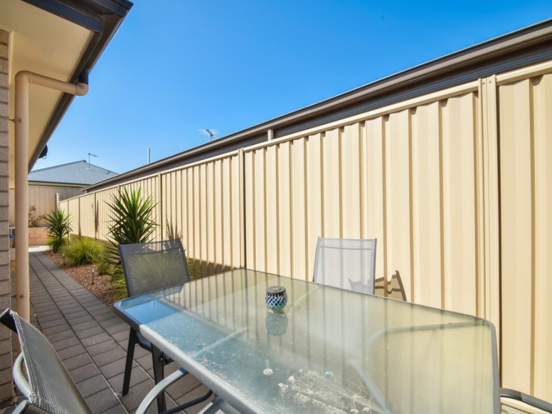 27 Jackstaff Street, Seaford Meadows SA 5169