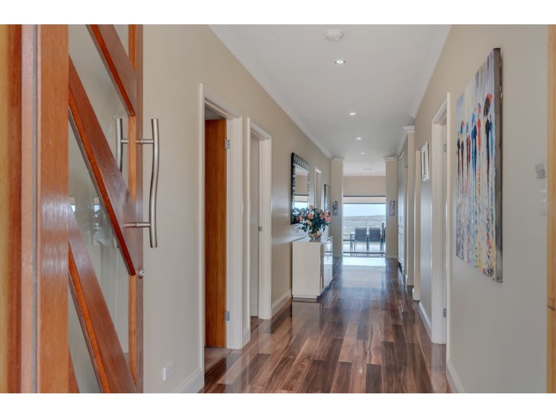 18 Corella Avenue, Chandlers Hill SA 5159