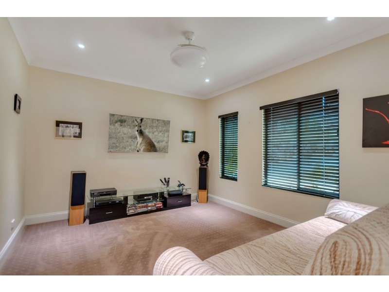 18 Corella Avenue, Chandlers Hill SA 5159