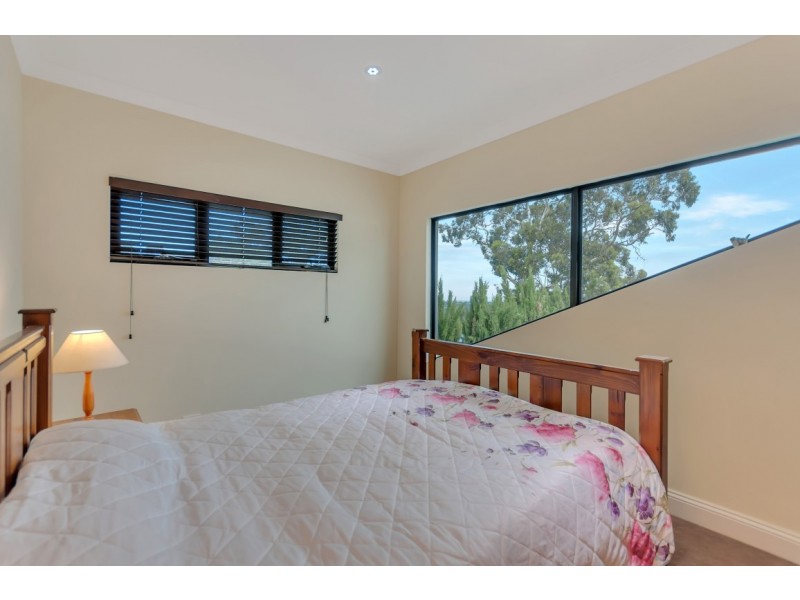 18 Corella Avenue, Chandlers Hill SA 5159