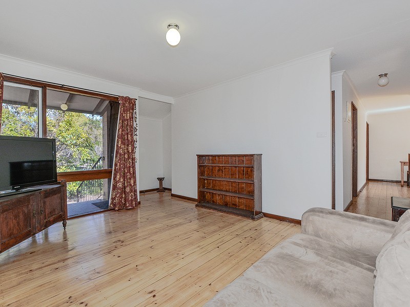 4 Paul Court, Christie Downs SA 5164