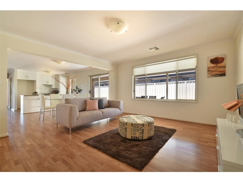 2 Buoy Crescent, Seaford Meadows SA 5169