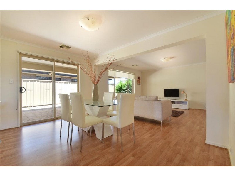 2 Buoy Crescent, Seaford Meadows SA 5169