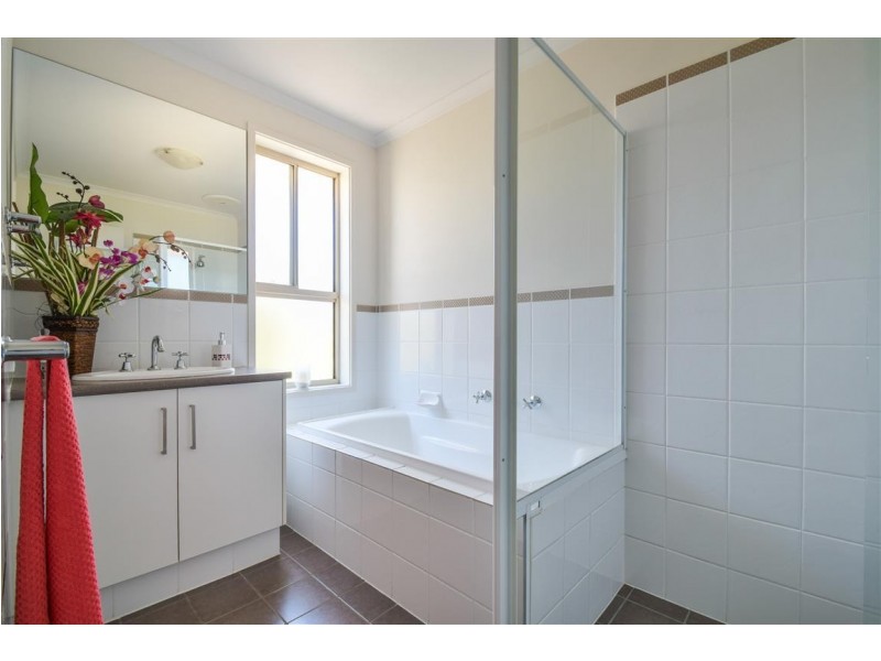 2 Buoy Crescent, Seaford Meadows SA 5169