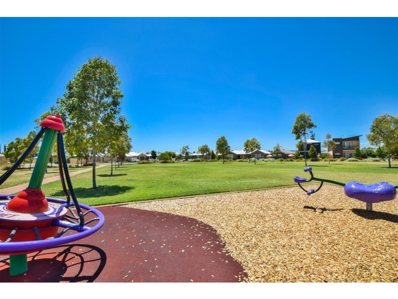 2 Buoy Crescent, Seaford Meadows SA 5169