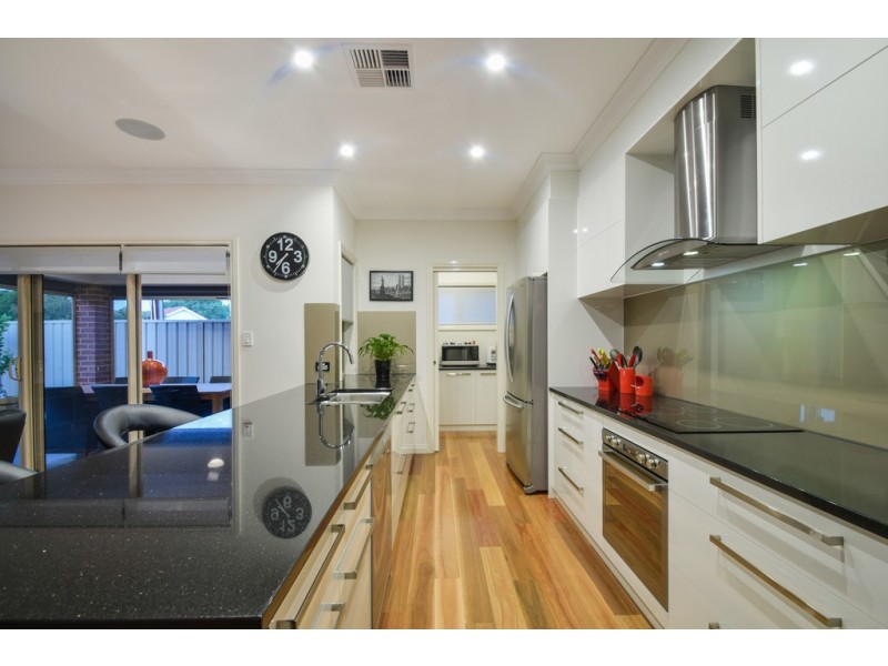 52 St Andrews Crescent, Novar Gardens SA 5040