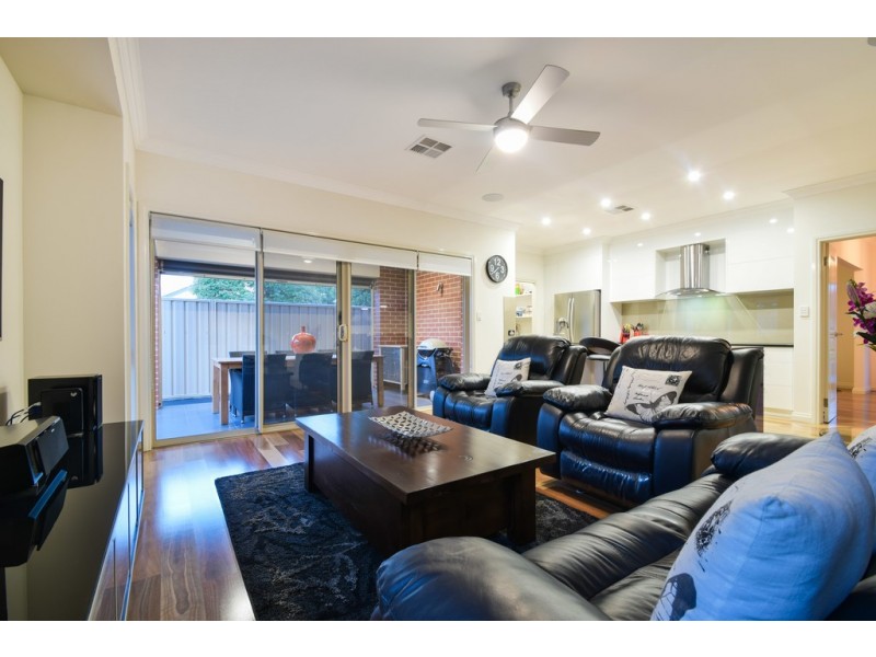 52 St Andrews Crescent, Novar Gardens SA 5040