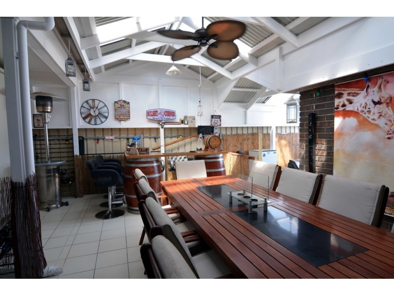 2 Lucy Court, Trott Park SA 5158