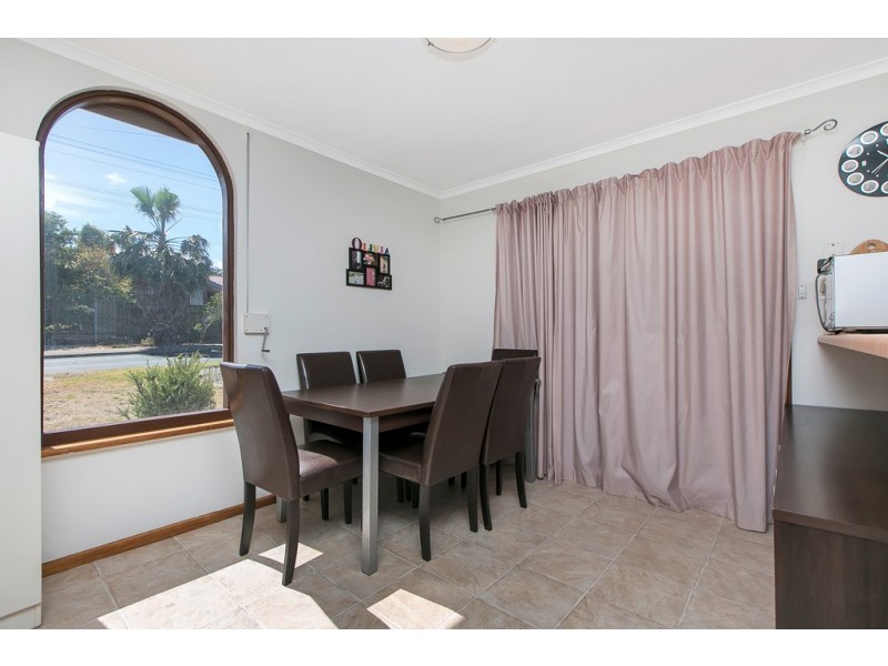 9 Abbott Avenue, Morphett Vale SA 5162