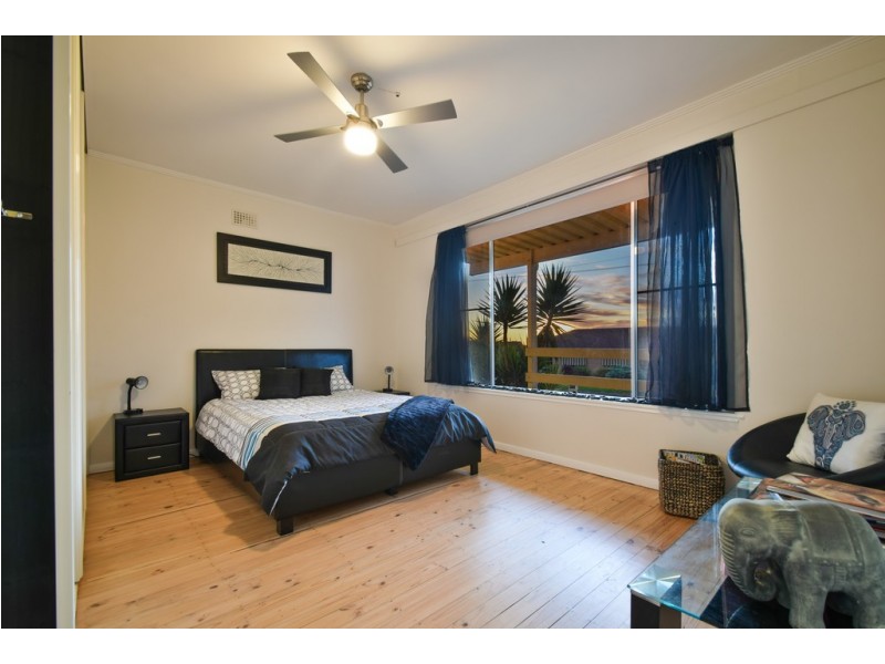 6 Penong Street, Seaview Downs SA 5049
