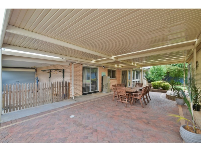 13 Lee Avenue, Happy Valley SA 5159