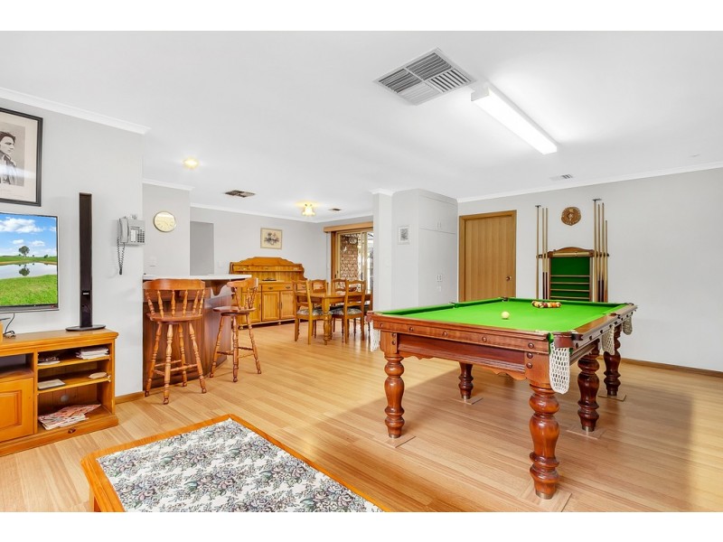 3 Explorer Court, Woodcroft SA 5162