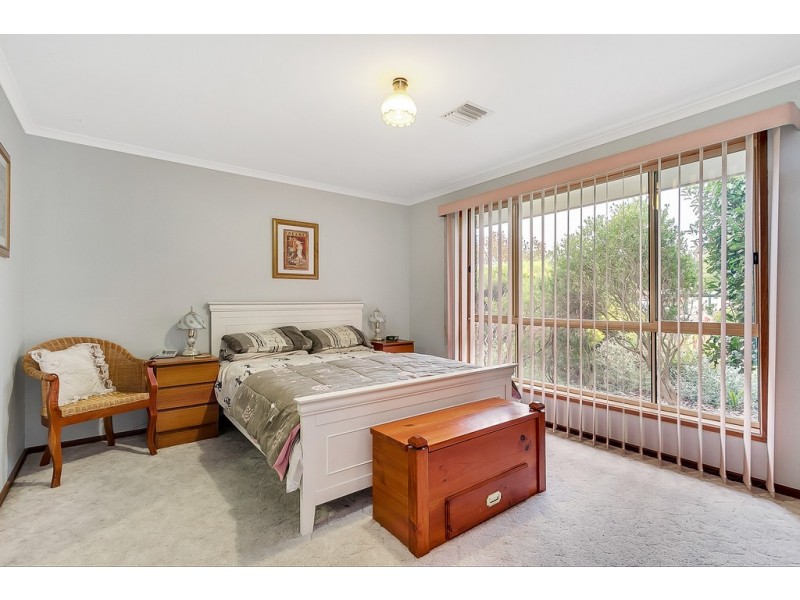 3 Explorer Court, Woodcroft SA 5162