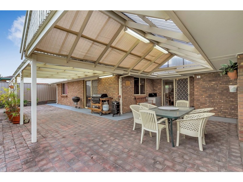 3 Explorer Court, Woodcroft SA 5162