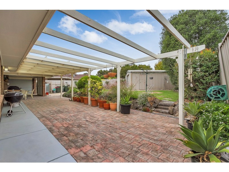 3 Explorer Court, Woodcroft SA 5162